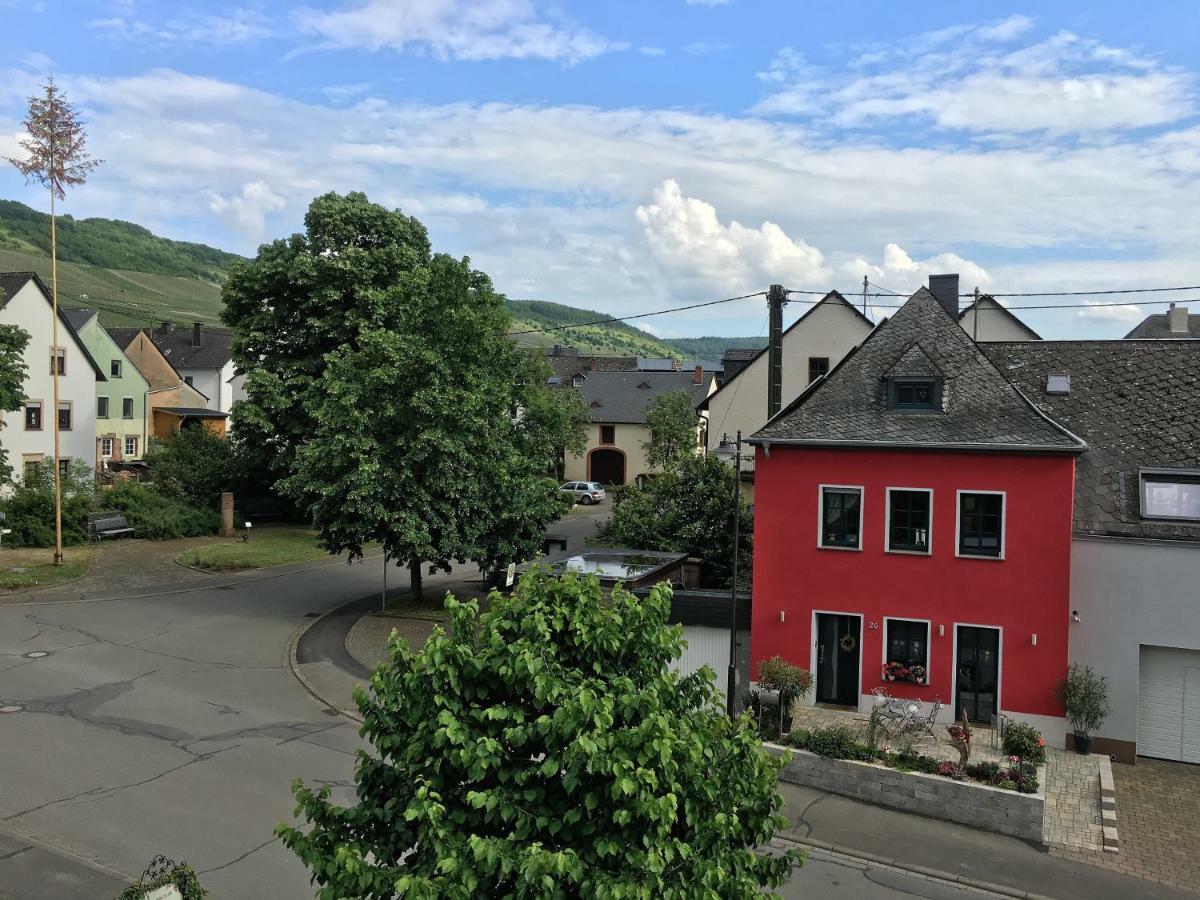 Gastehaus Hoffmann Bed & Breakfast Farschweiler Exterior photo